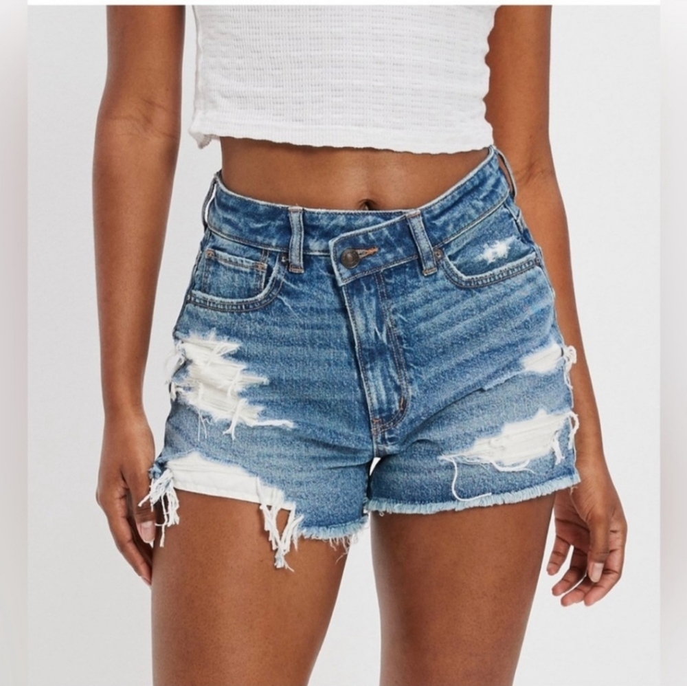 🤙Sold🩷AE Strigid Denim Mom Short